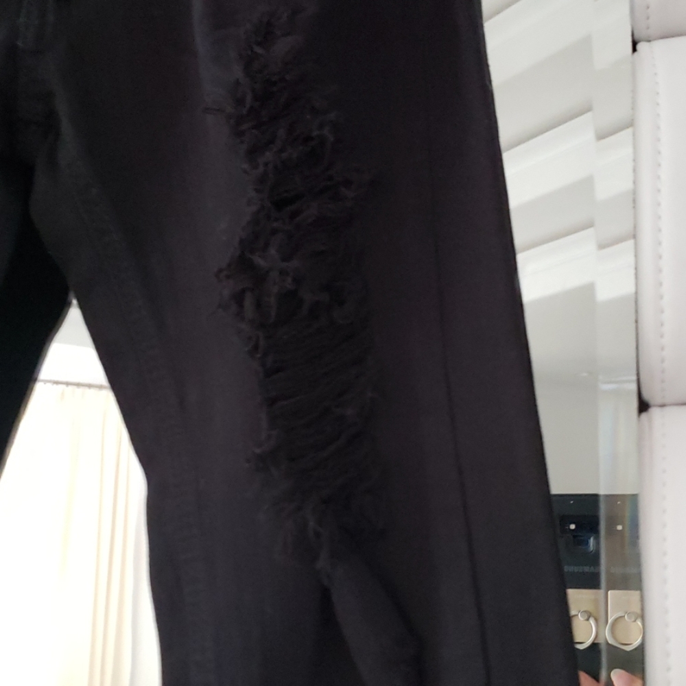 U&J COUTURE BLACK STUDDED STONES. - Picture 3 of 6